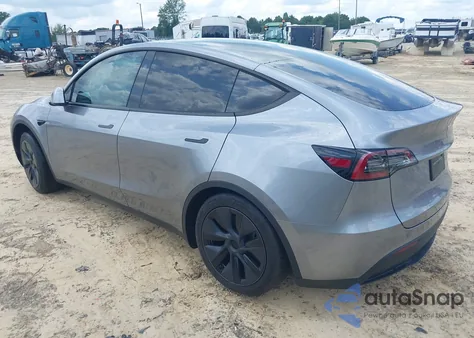 2024 Tesla Model Y Long Range Dual Motor All-Wheel Drive from USA, damaged, VIN 7SAYGDEE8RA295003
